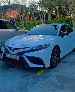 تۆیۆتا کامری